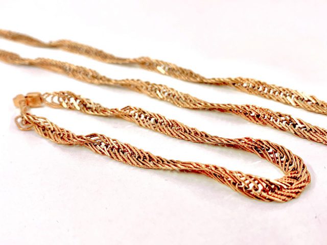 neckless bracelet